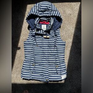 Joules women’s poly fill vest. Size 6.